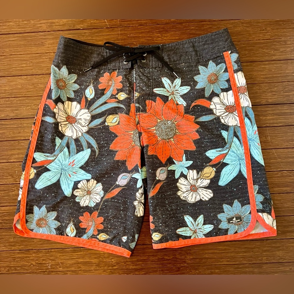 SurfCuz MEN'S 9" FLORAL PRINT 4-WAY STRETCH BOARD SHORTS size 30